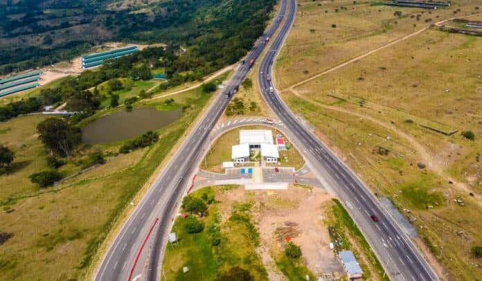 Movilidad en la vía Bogotá - Girardot este festivo