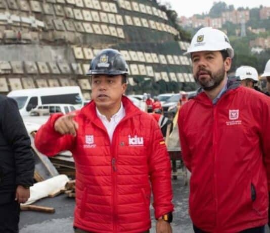 Carlos Fernando Galán en las obras de la Av. Boyacá con calle 127