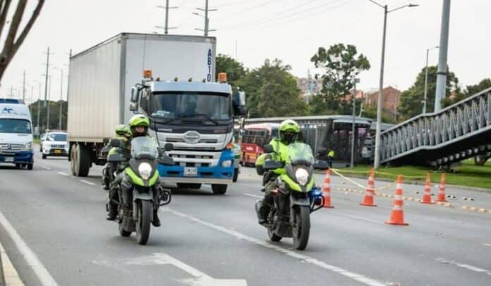 Balance por emergencia en la Autopista Norte.