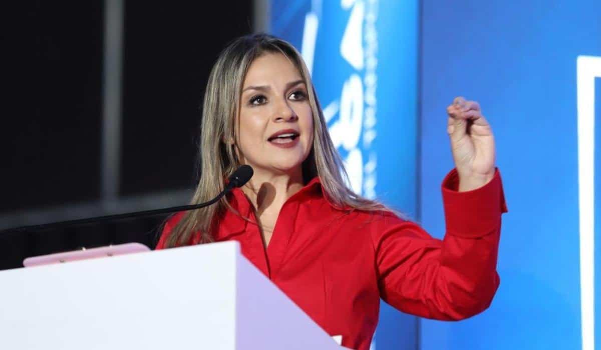 Candidata Vicky Dávila presenta equipo económico para su campaña: hay aliados de Milei