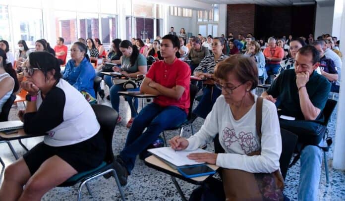 Anuncian 18.000 vacantes para empleos públicos en Colombia en 2025