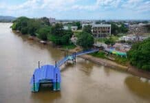 Buses fluviales en Montería por el río Sinú