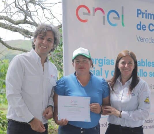 Enel Colombia lidera la primera comunidad energética en Cundinamarca