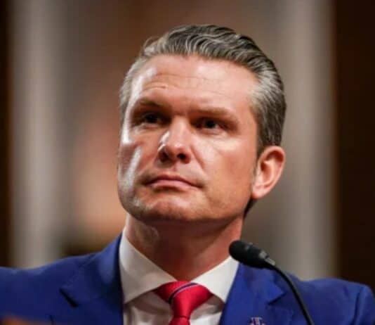 Se confirmó a Pete Hegseth como el nuevo secretario de Defensa de Estados Unidos