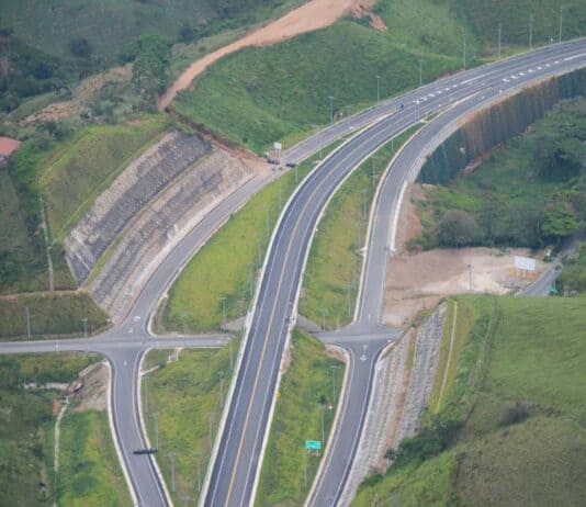 Autopista Río Magdalena 2