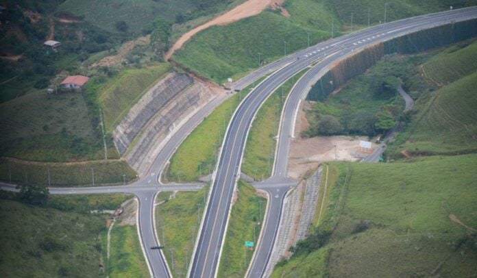 Autopista Río Magdalena 2