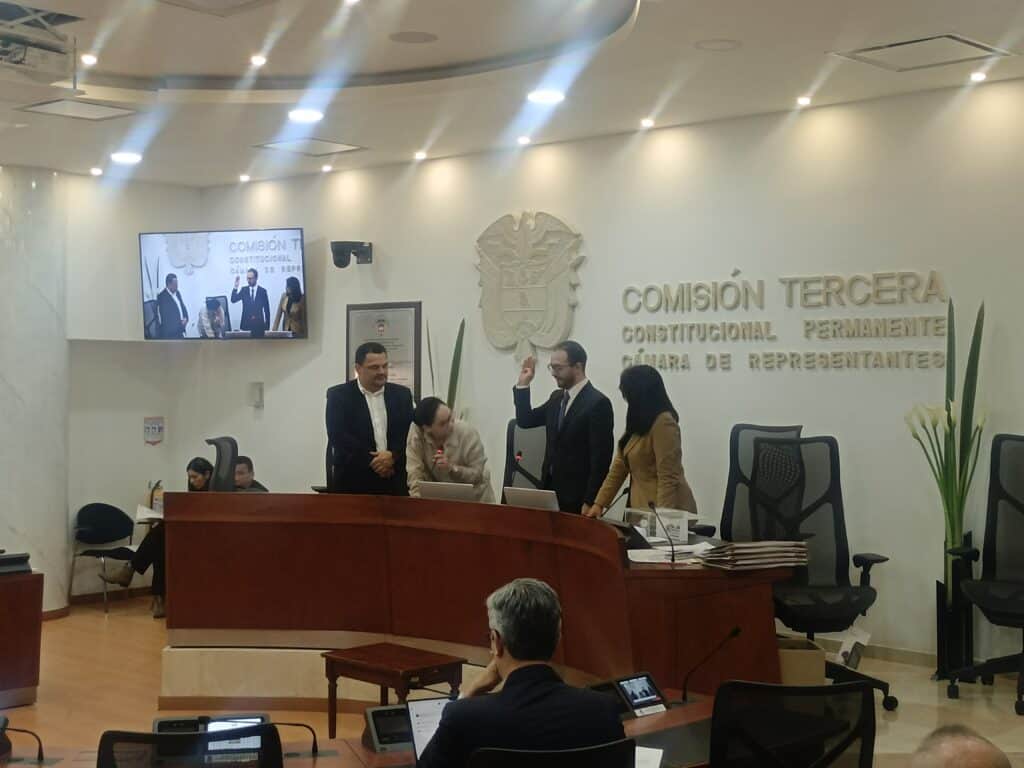 Comisión Interparlamentaria de Crédito Público ya cuenta con quórum para sesionar