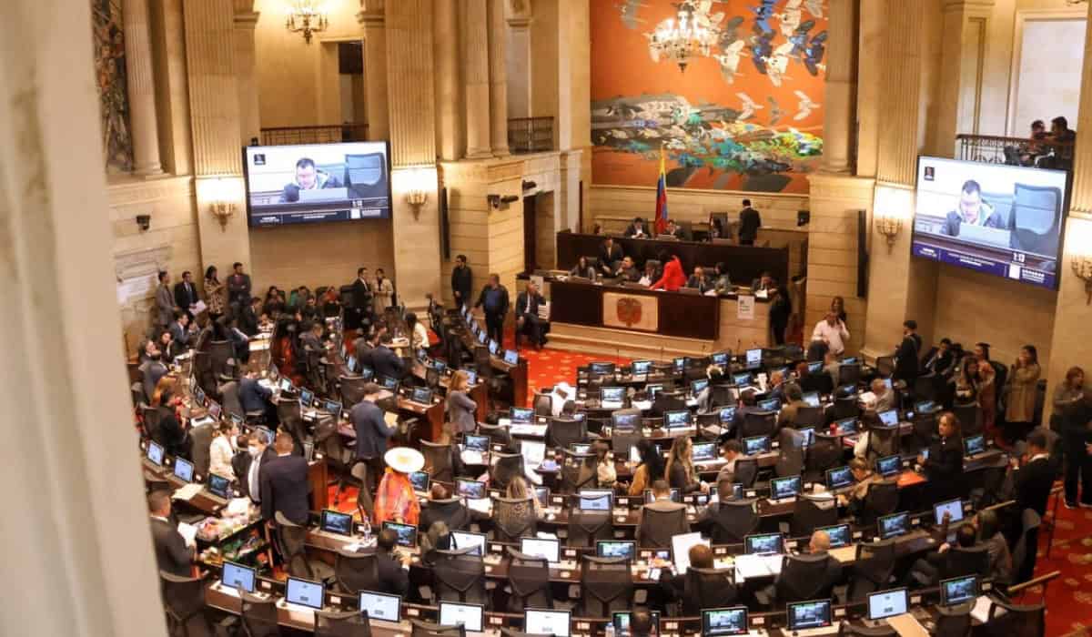 Atención | Reforma a la salud de Petro fue aprobada en Cámara de Representantes: le quedan dos debates para ser Ley