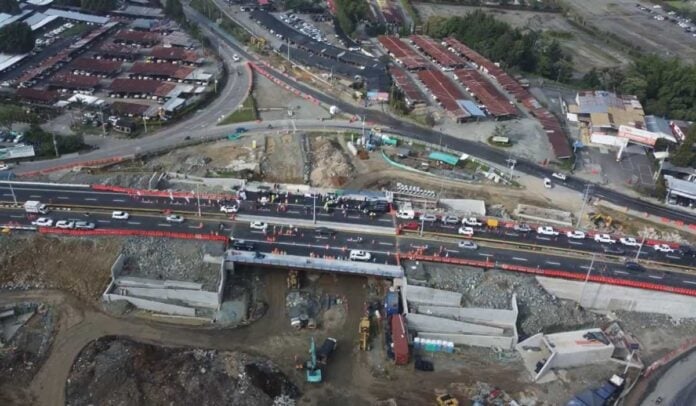 Intercambiador aeropuerto Rionegro - túnel de Oriente