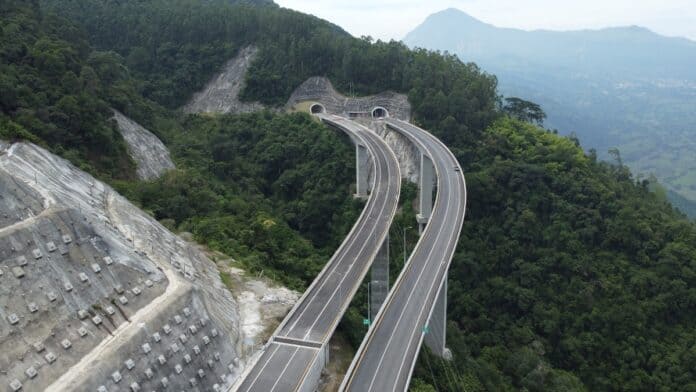 tramo estratégico de la Autopista Conexión Pacífico1.